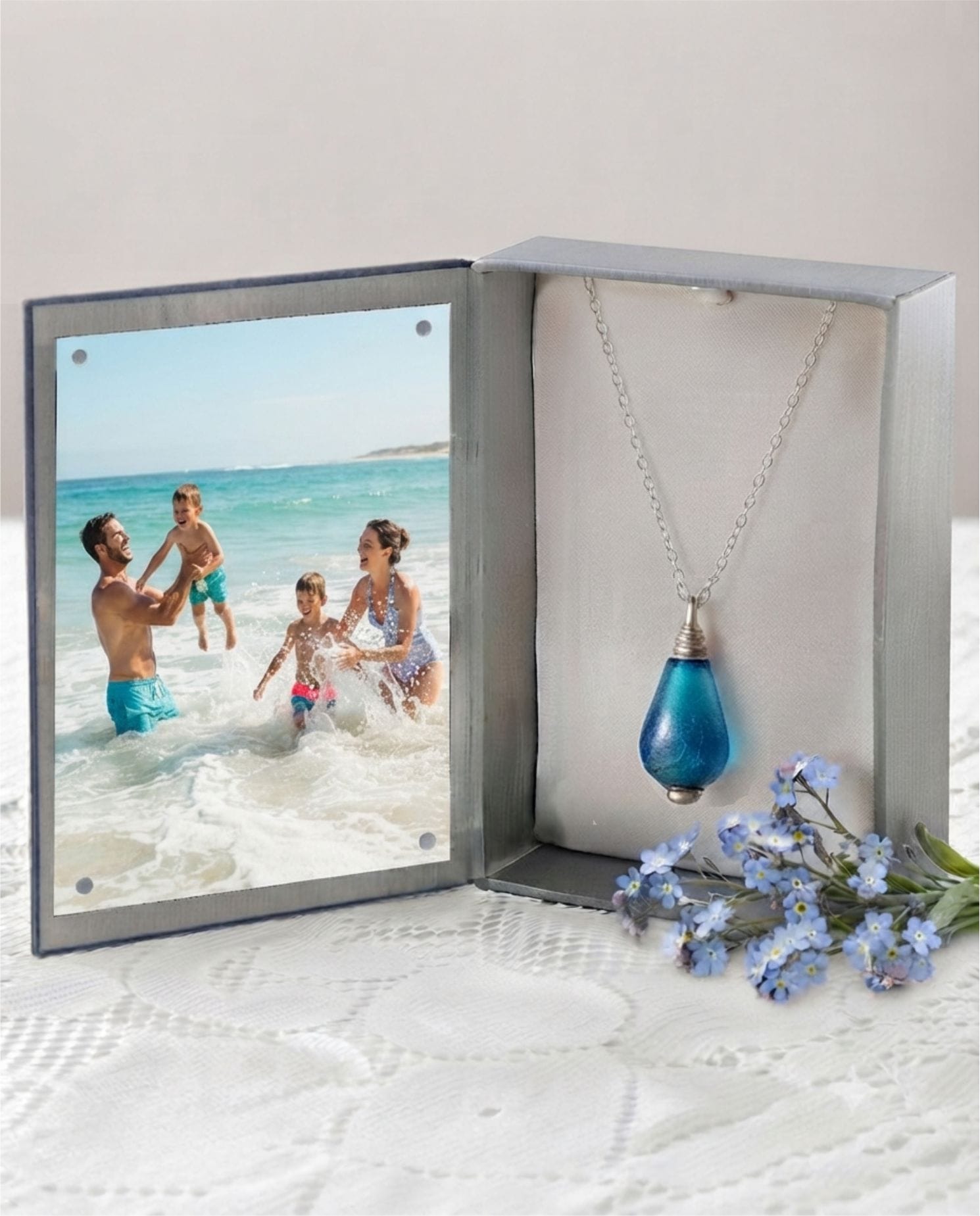 Cara Keepsakes Murano Glass Pendant Urns Murano Glass Pendant Urn - 'Infinity'