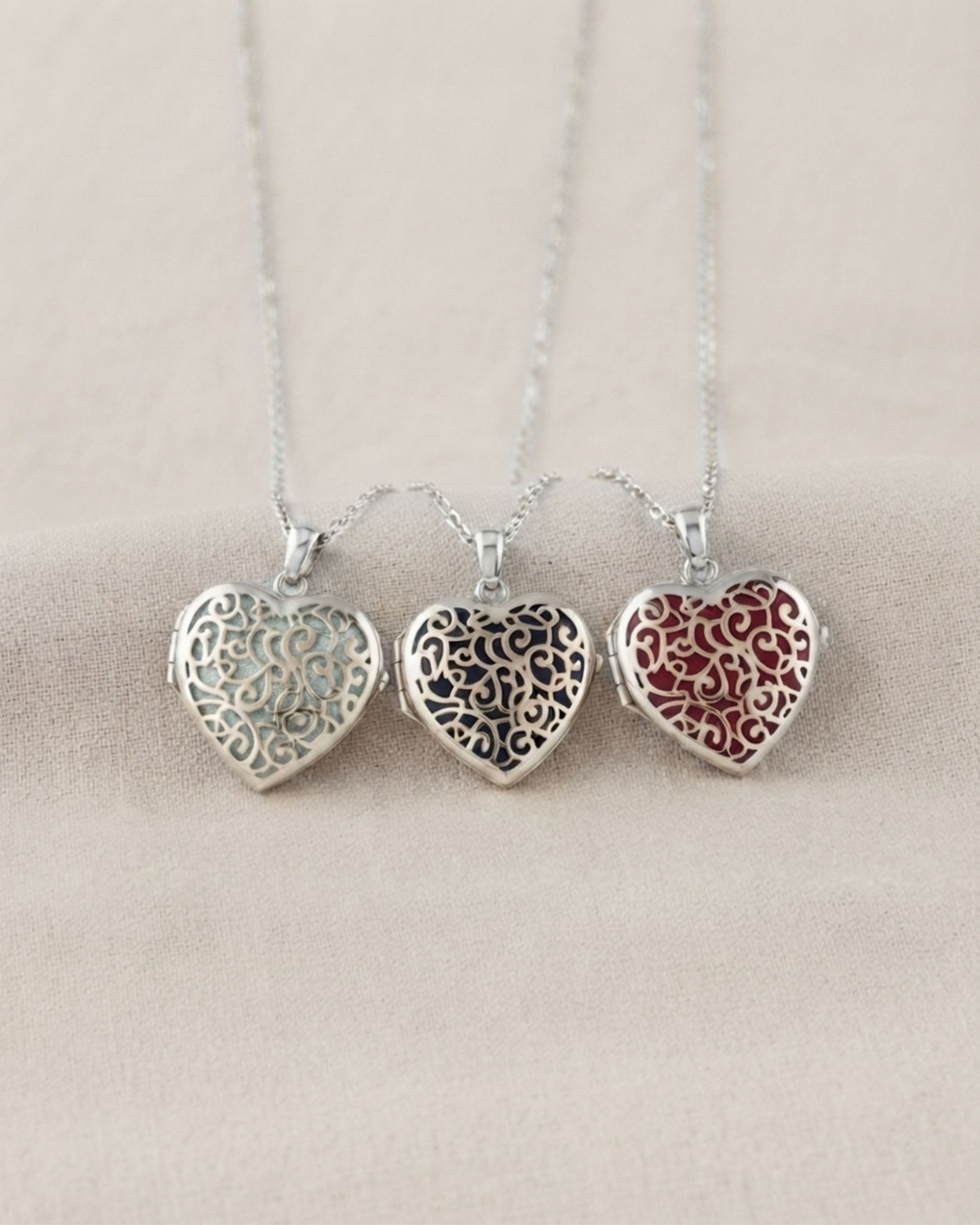 Cara Keepsakes Gold Locket Urns White Gold Filigree Heart Locket Urn (14K)