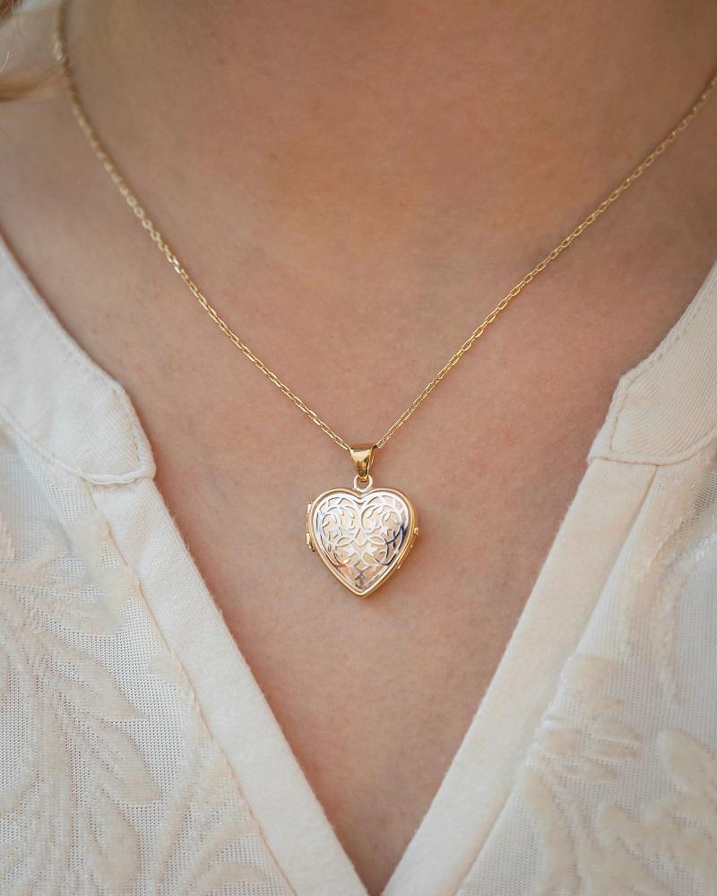 Cara Keepsakes Gold Locket Urns 'Heirloom' Locket Urn (10K)