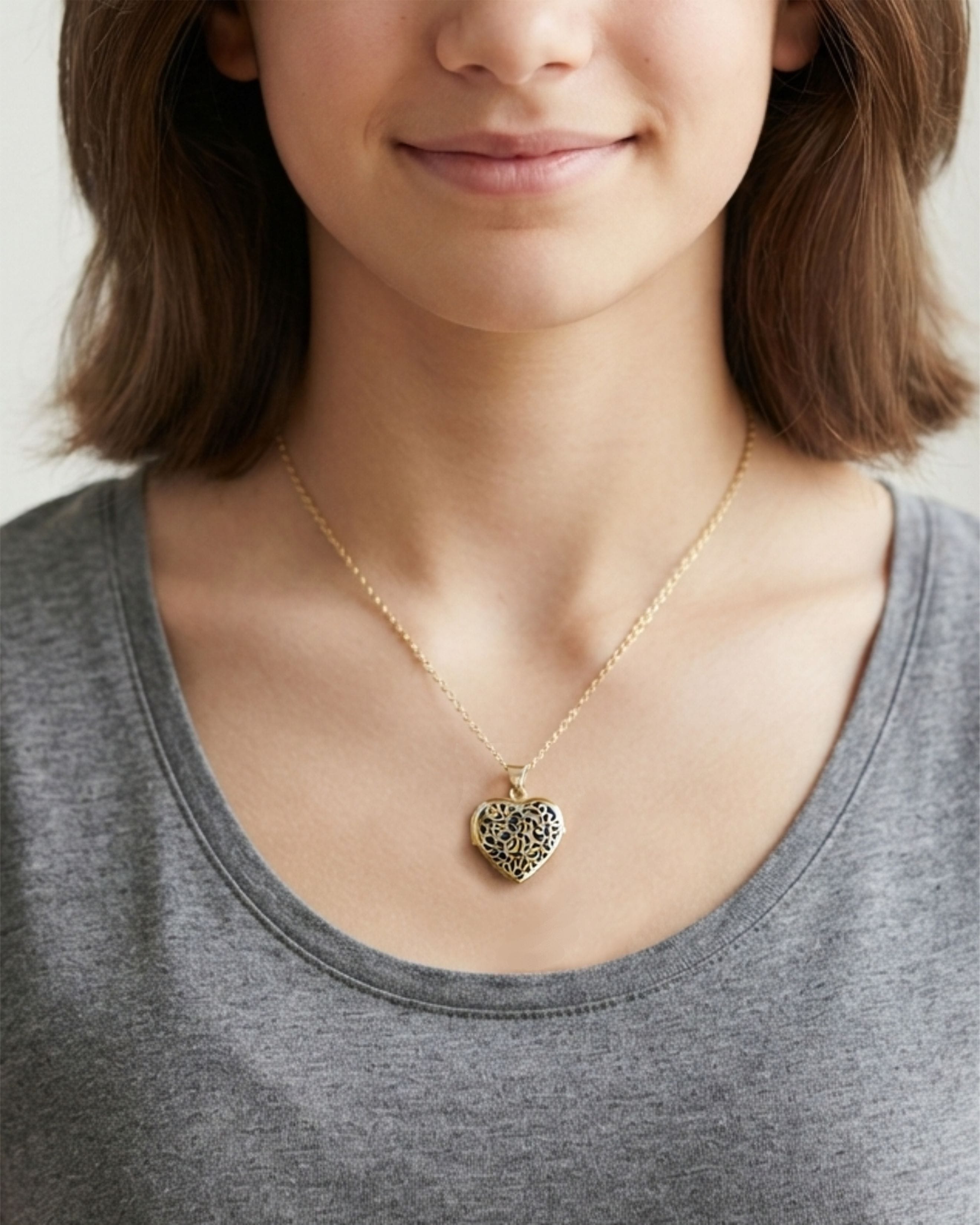 Cara Keepsakes Gold Locket Urns Gold Filigree Heart Locket Urn (14K)