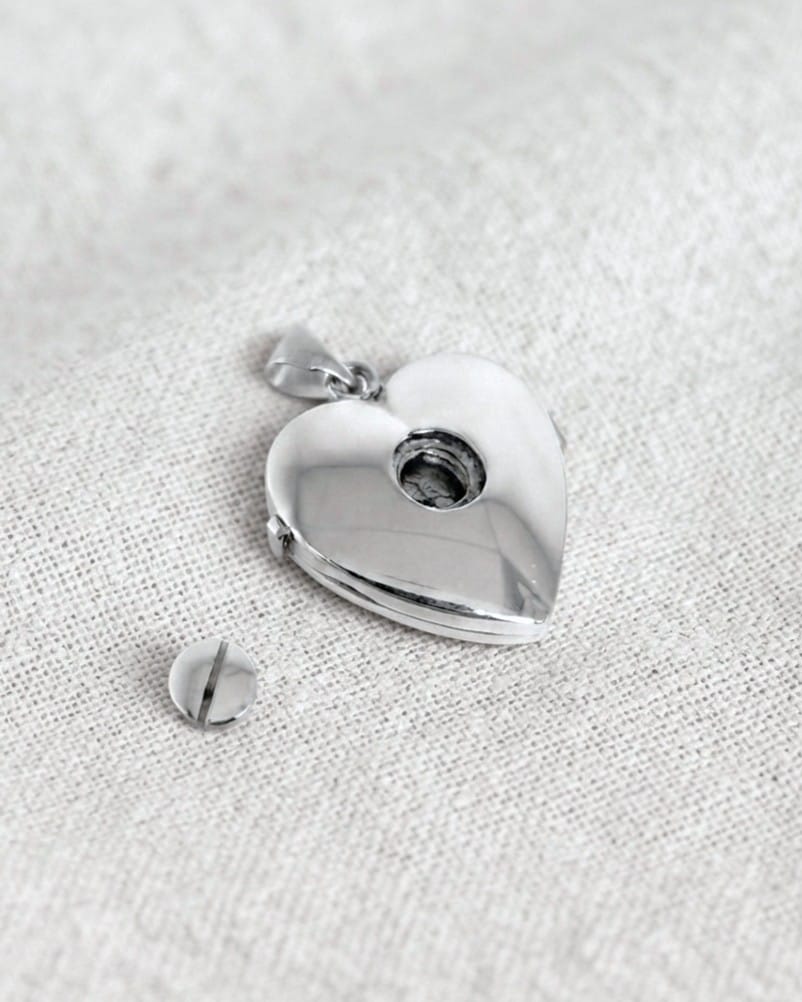 Cara Keepsakes Silver Locket Urns 'Forget Me Not' Locket Urn