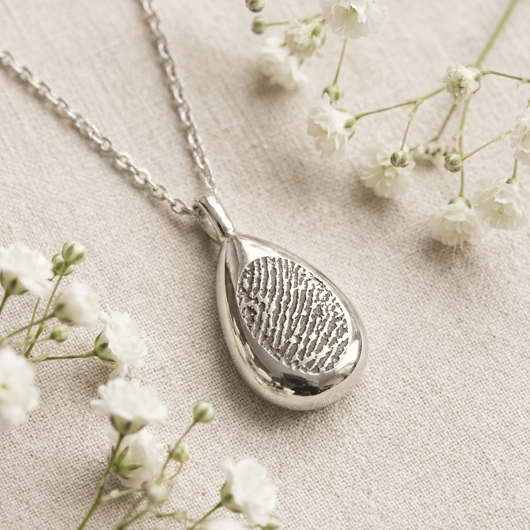 Cara Keepsakes Stainless Steel Stainless Steel Teardrop Urn