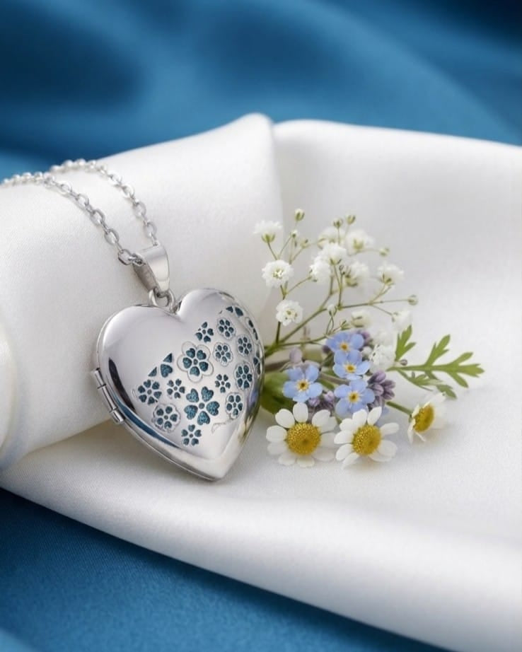 Cara Keepsakes Silver Locket Urns Silver Heart Locket Urn - Flowers