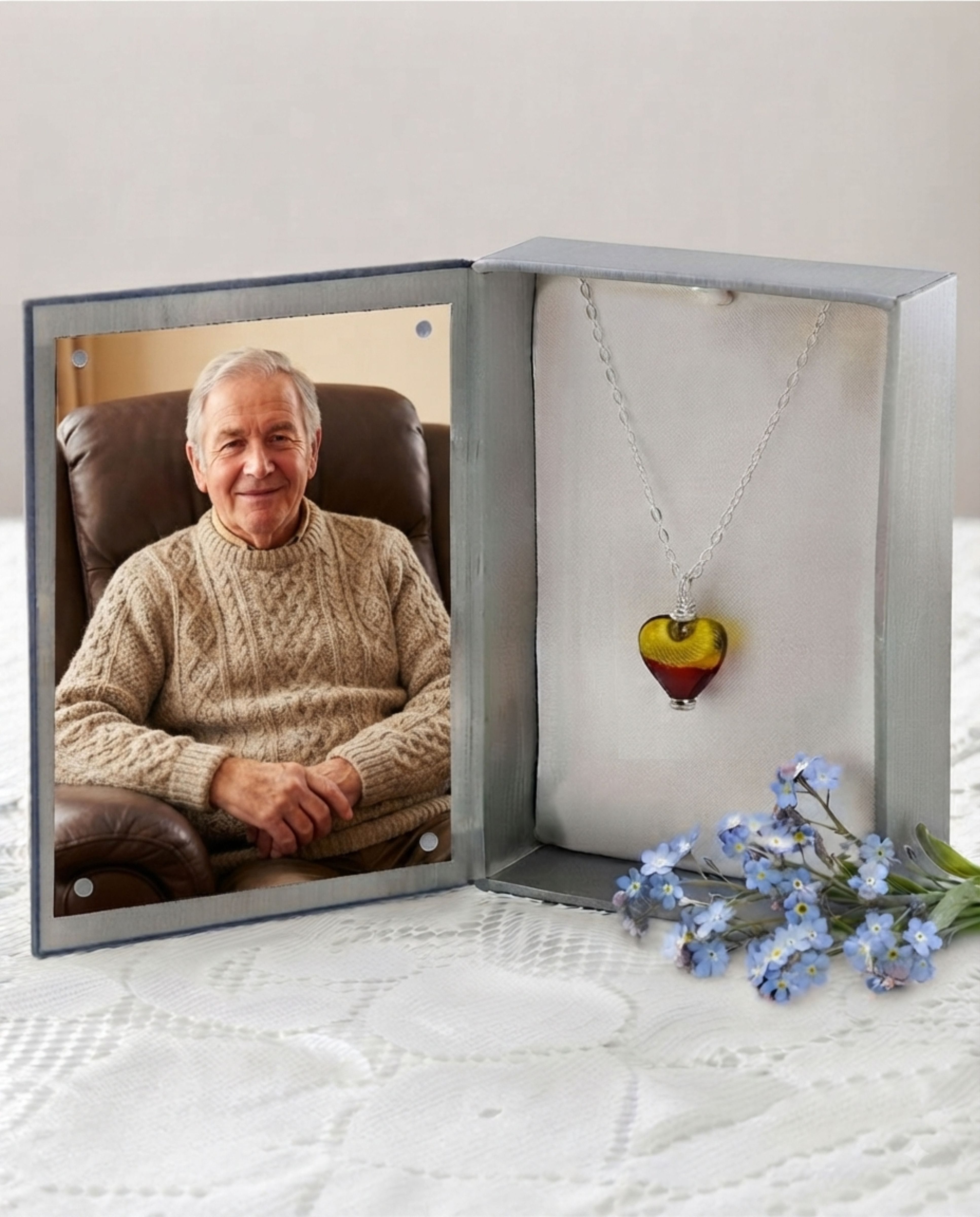 Cara Keepsakes Murano Glass Heart Urns Murano Glass Heart Urn - 'Guiding Light'