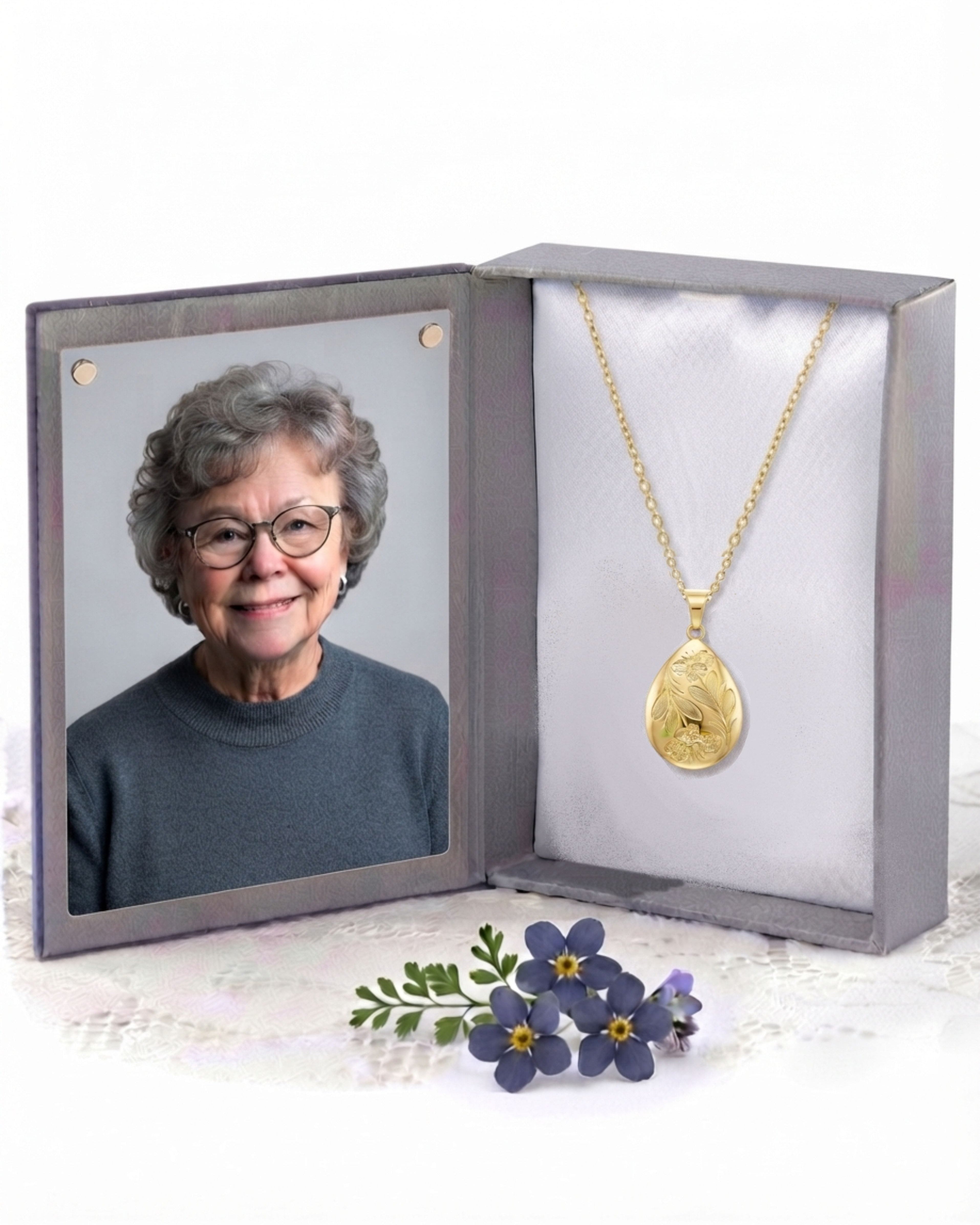 Cara Keepsakes Gold Pendant Urns 'Poppy' Teardrop Pendant Urn (10K)
