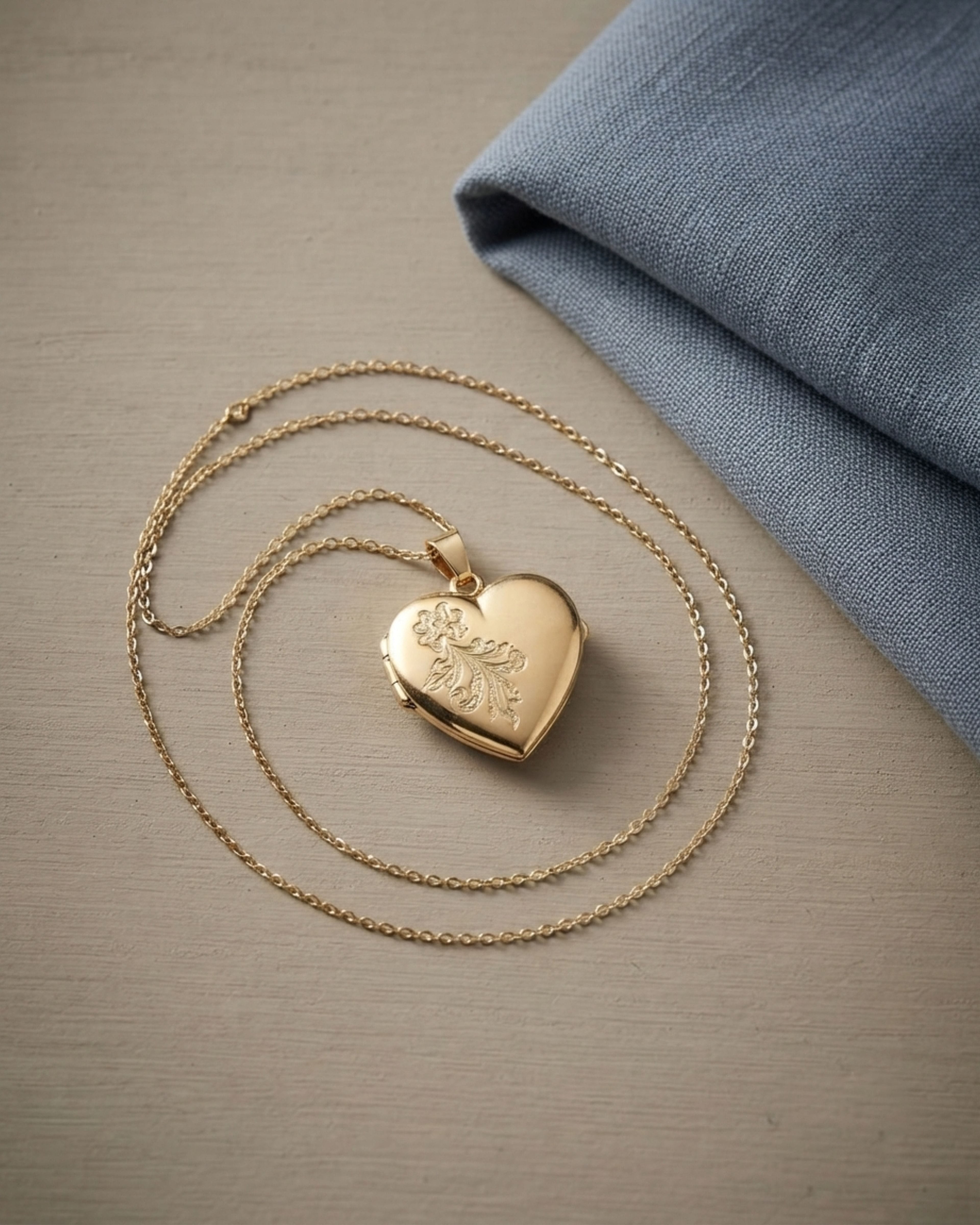Cara Keepsakes Gold Locket Urns Gold 'Forget Me Not' Locket Urn (10K)