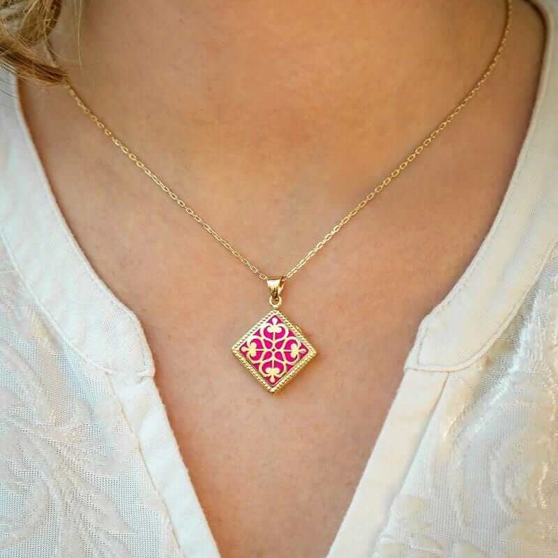 Cara Keepsakes Gold Locket Urns Gold 'Renaissance' Locket Urn (10K)