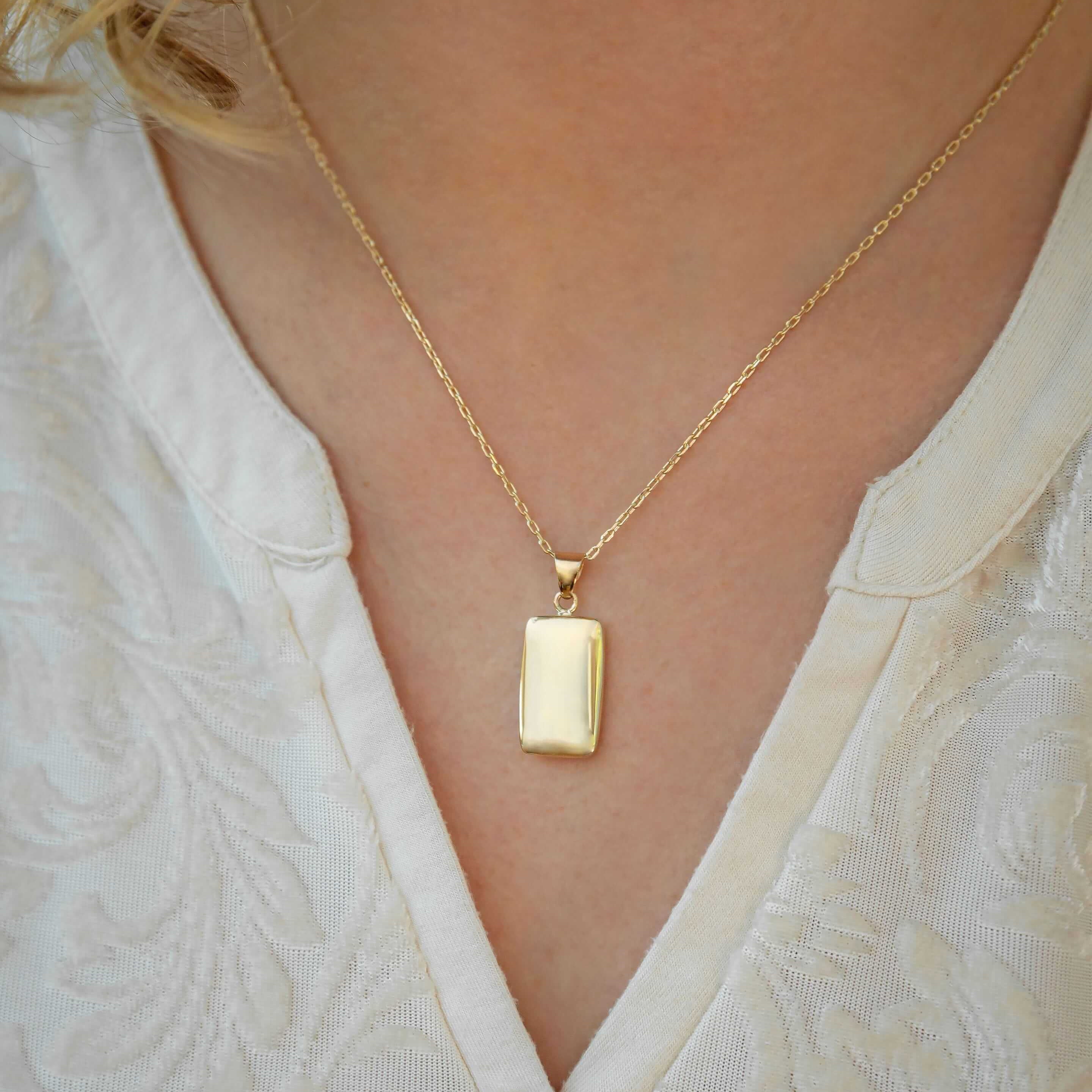 Cara Keepsakes Gold Locket Urns Gold Rectangle Pendant Urn (10K)