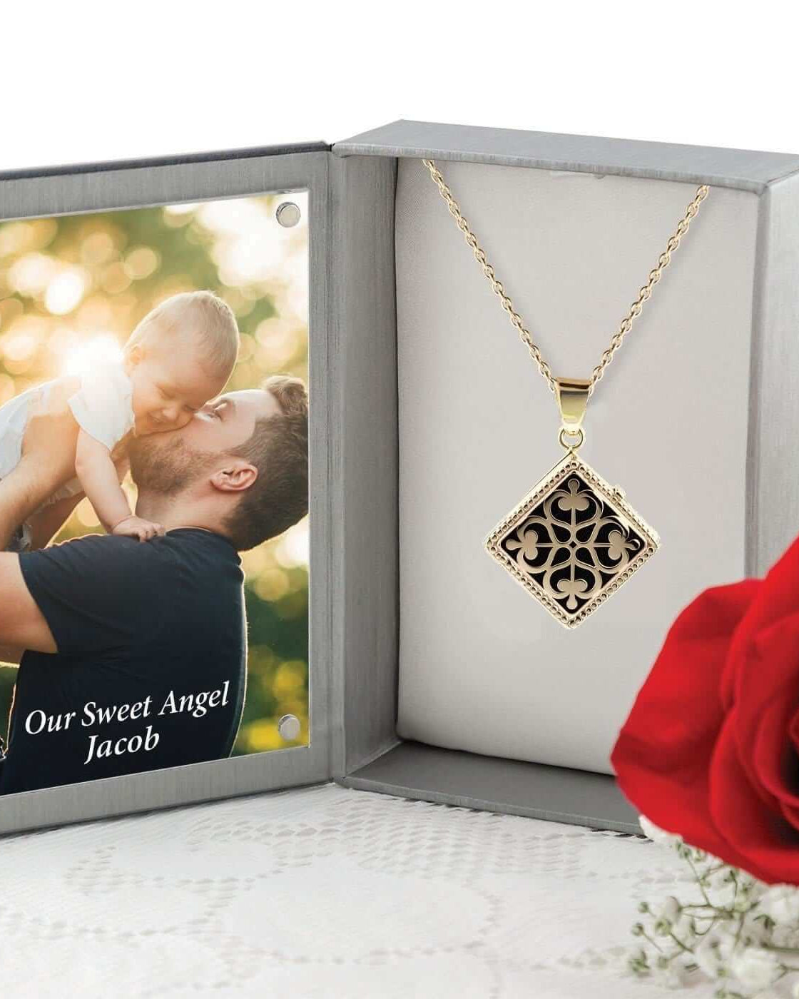 Cara Keepsakes Gold Locket Urns Gold 'Renaissance' Locket Urn (10K)