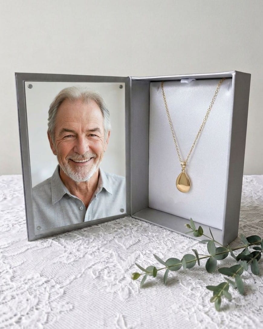 Cara Keepsakes Gold Pendant Urns Gold Teardrop Pendant Urn (10K)