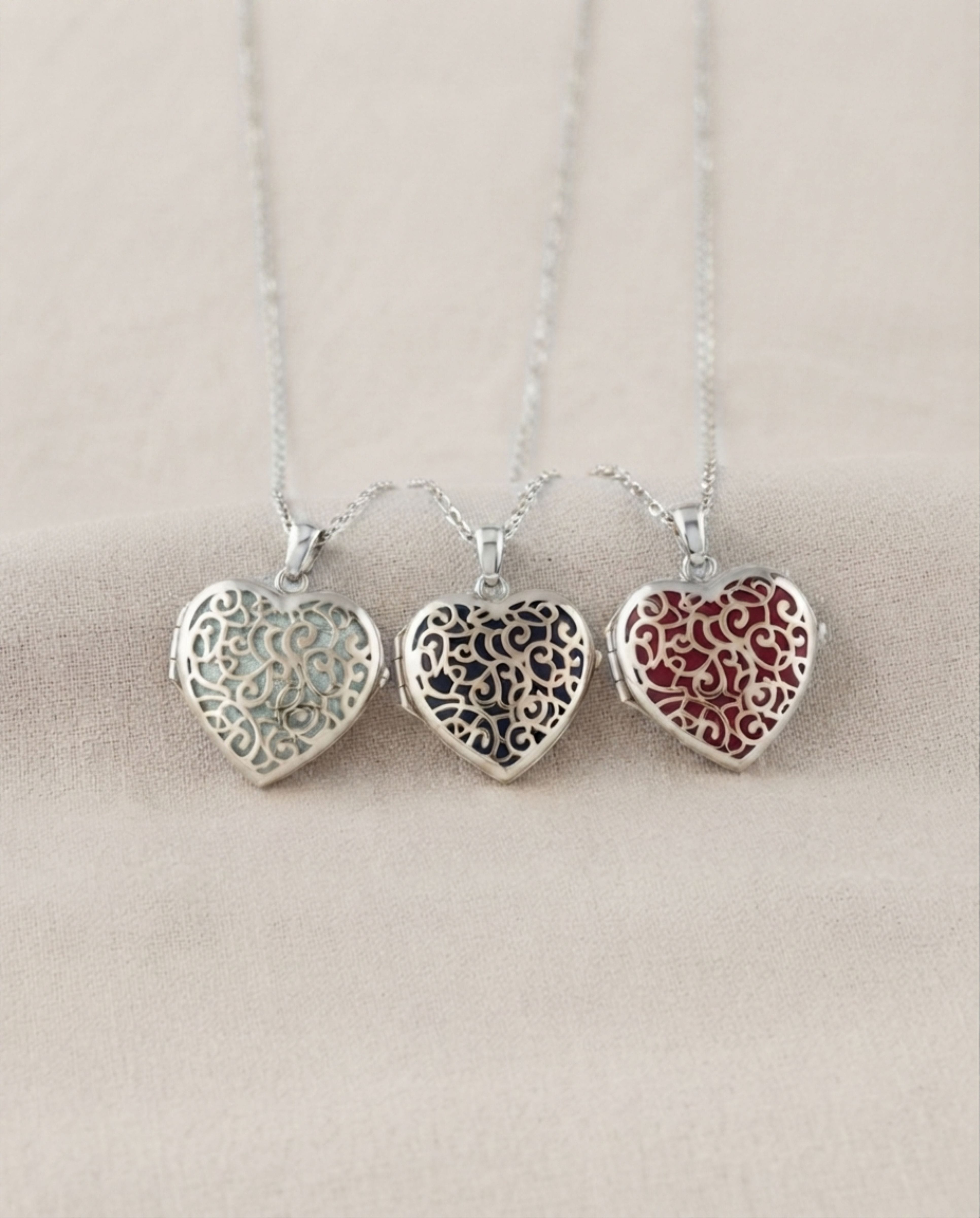 Cara Keepsakes Gold Locket Urns White Gold Filigree Heart Locket Urn (14K)