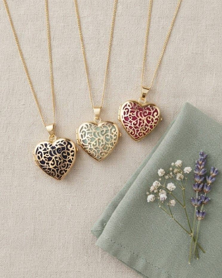 Cara Keepsakes Gold Locket Urns Gold Filigree Heart Locket Urn (14K)
