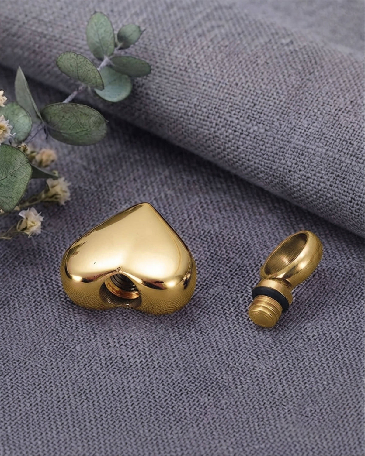 Cara Keepsakes Stainless Steel Gold-Plated Stainless Steel Bubble Heart Urn