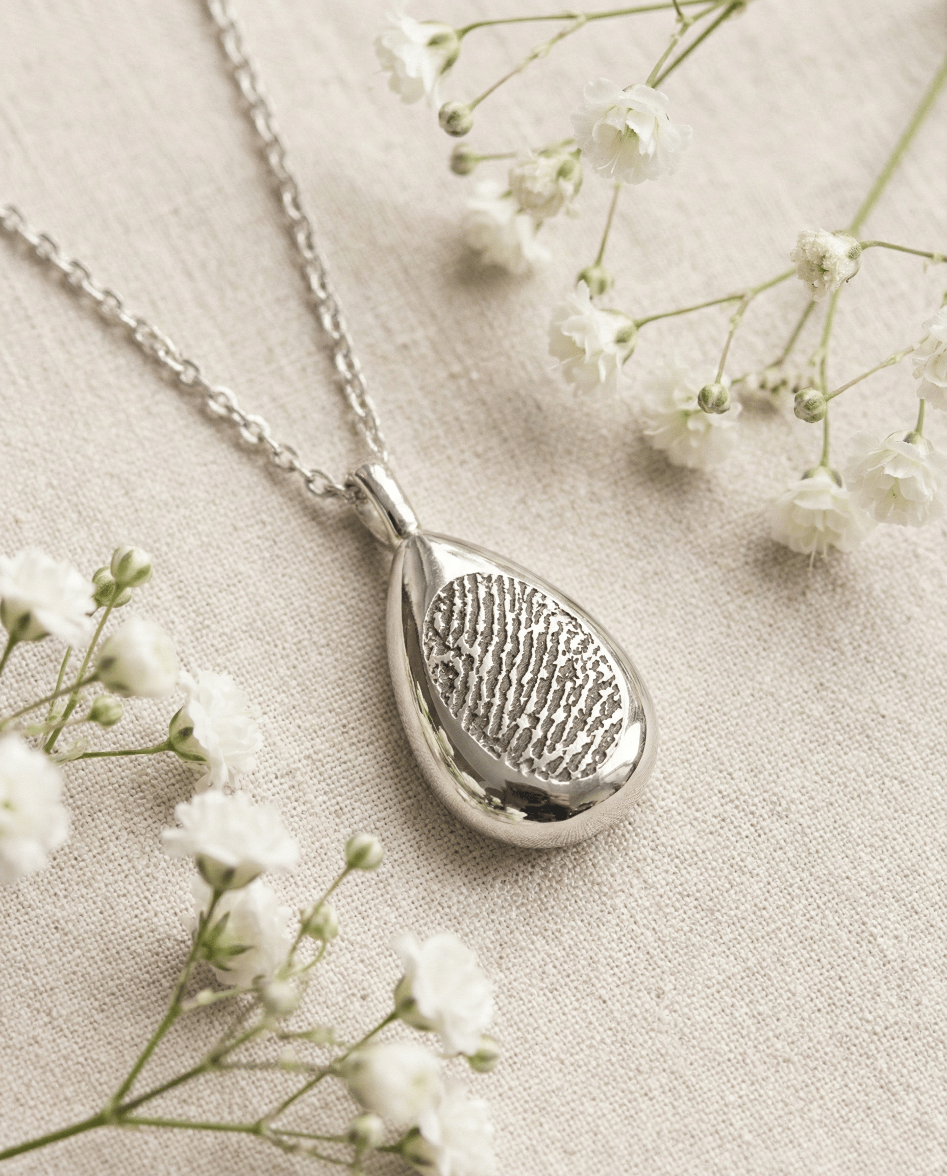 Cara Keepsakes Stainless Steel Stainless Steel Teardrop Urn