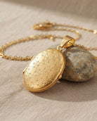 Cara Keepsakes Gold Locket Urns Gold Oval Locket Urn - Diamond Cut (10K)