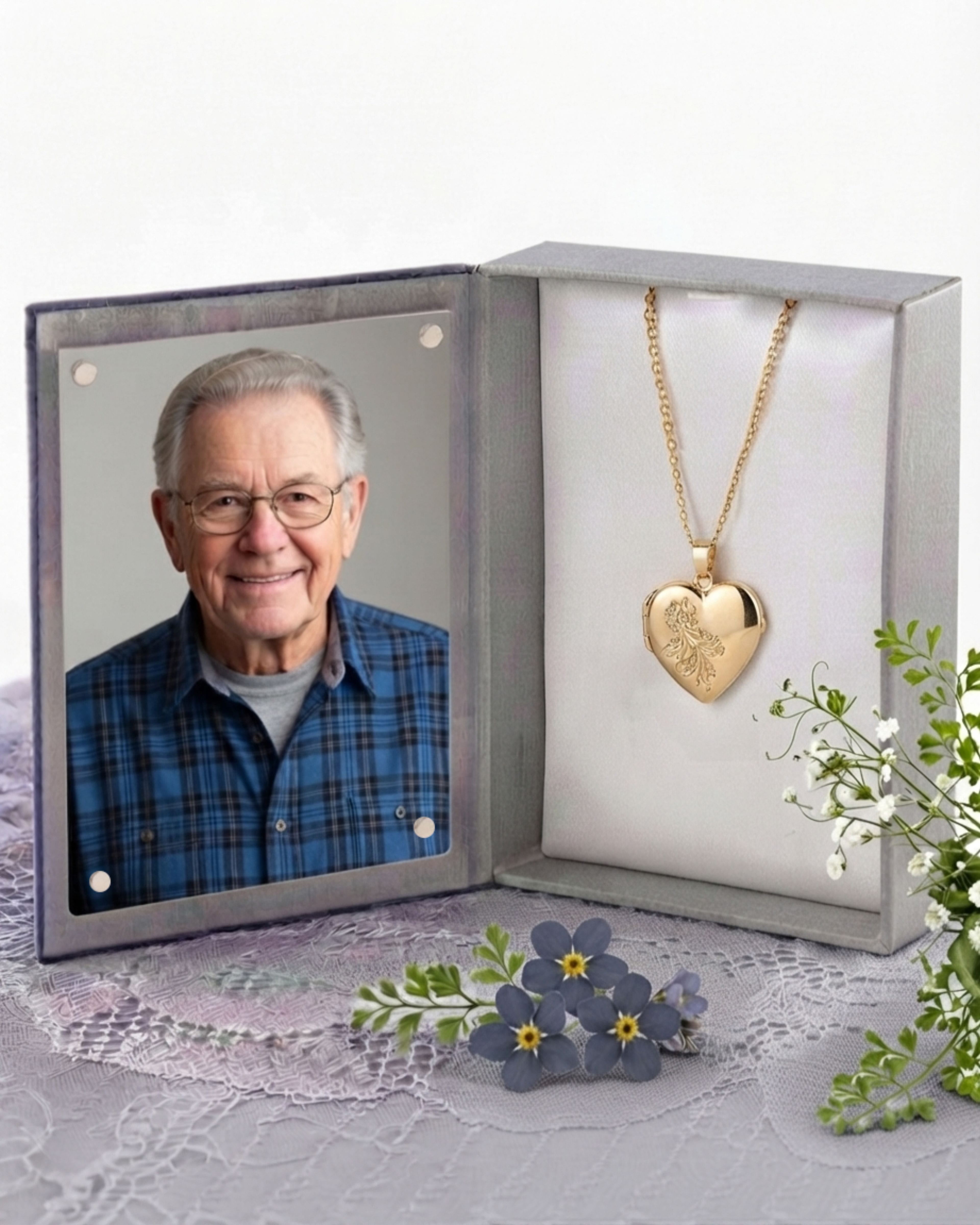 Cara Keepsakes Gold Locket Urns Gold 'Forget Me Not' Locket Urn (10K)