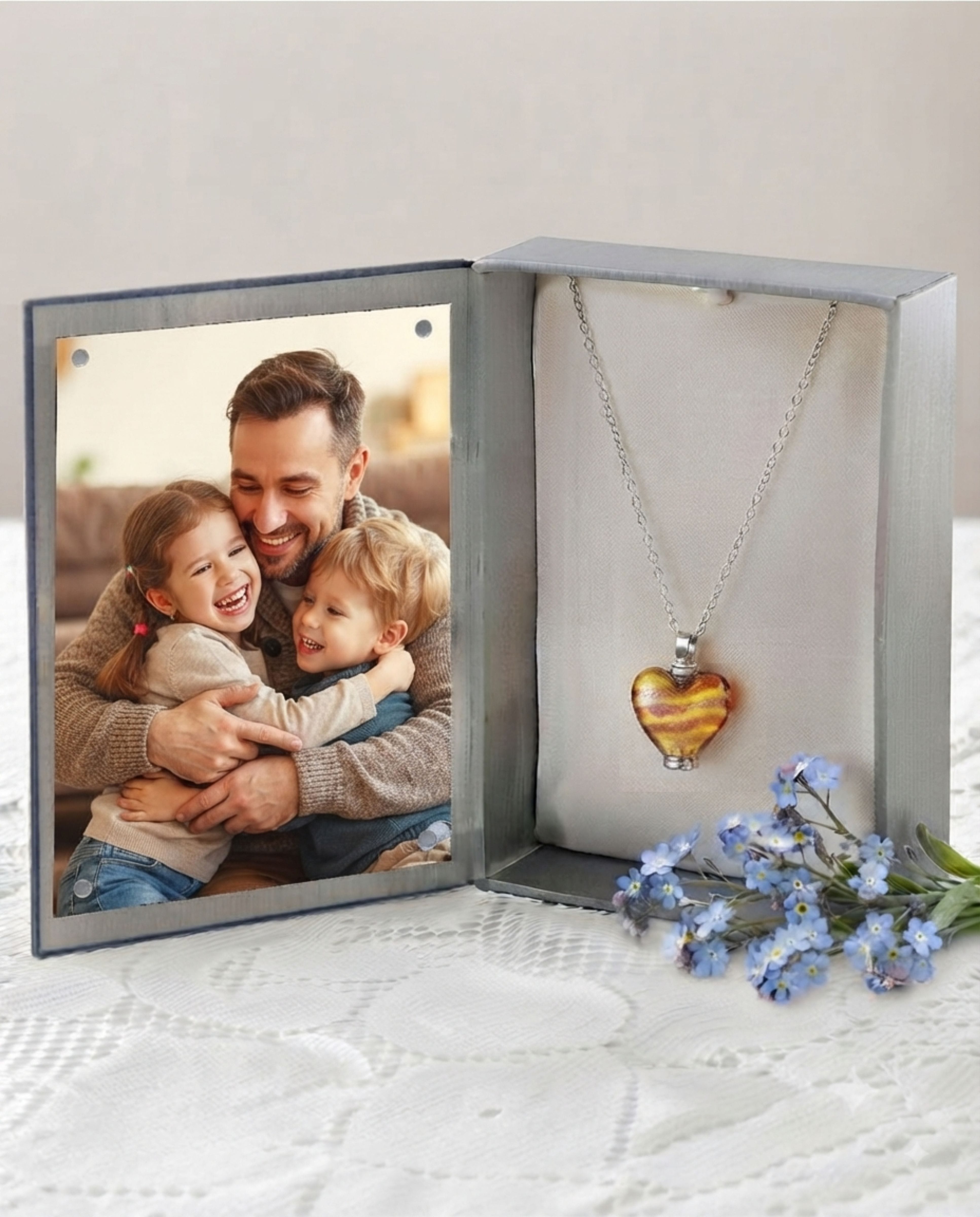 Cara Keepsakes Murano Glass Heart Urns Murano Glass Heart Urn - November
