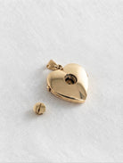 Cara Keepsakes Gold Locket Urns 'Heirloom' Locket Urn (10K)