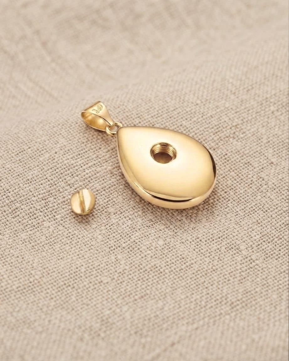 Cara Keepsakes Gold Pendant Urns 'Poppy' Teardrop Pendant Urn (10K)
