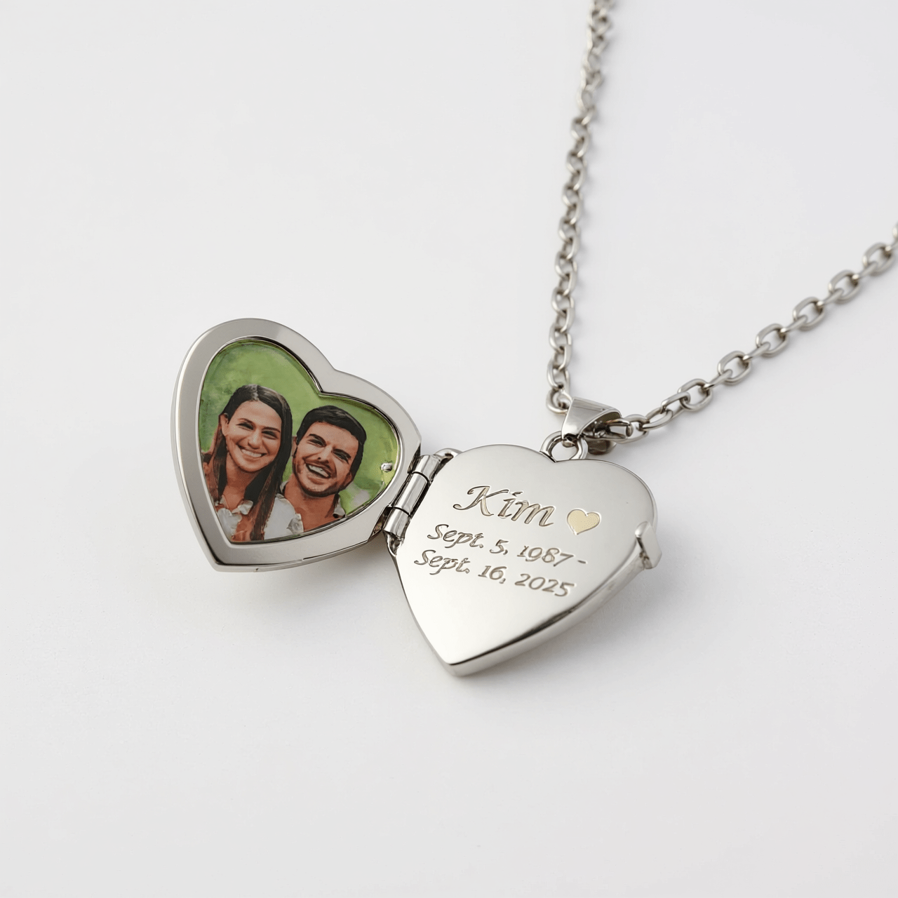 Cara Keepsakes Silver Locket Urns Eternal Light Locket Urn