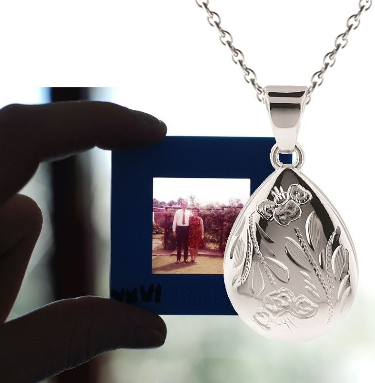 Personalised deals urn necklace