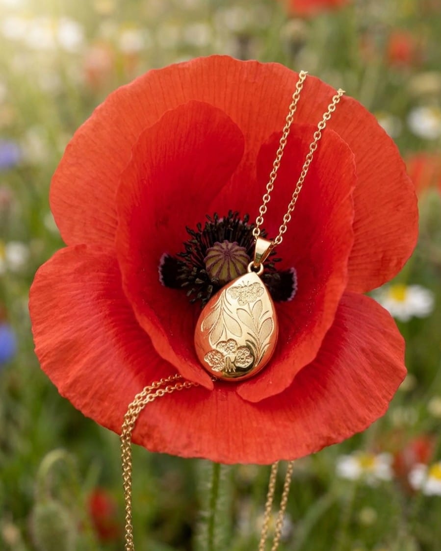 Cara Keepsakes Gold Pendant Urns 'Poppy' Teardrop Pendant Urn (10K)