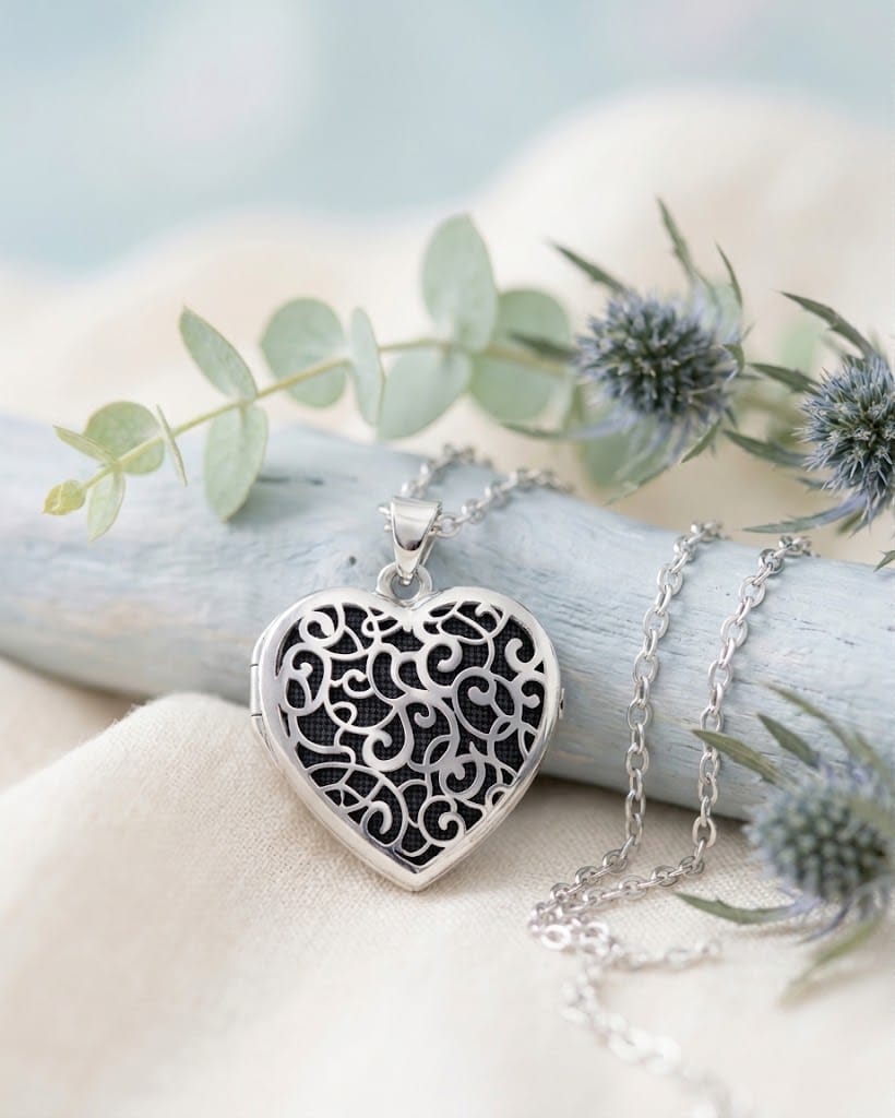 Cara Keepsakes Silver Locket Urns Silver Filigree Heart Locket Urn